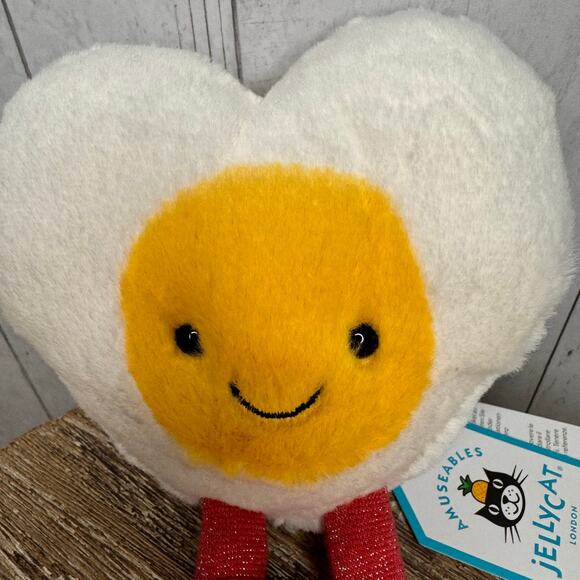 Jellycat Heart Boiled Egg Jellycat Valentines Day Jellycat Amuseables NEW - Picture 3 of 8